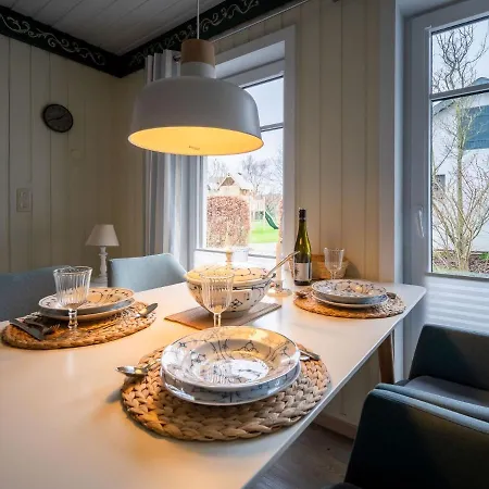 Stilvolles Kapteins Mit Kamin - Kai